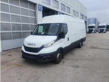 Putnički kombi IVECO Daily 35s16