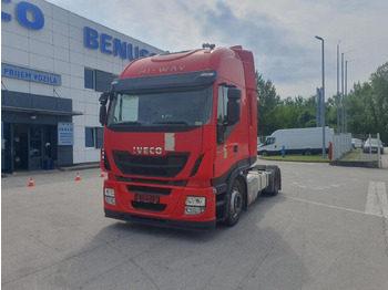 Tegljač IVECO Stralis 440