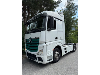 Tegljač MERCEDES-BENZ Actros 1846