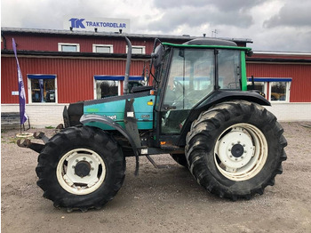 Traktor VALMET