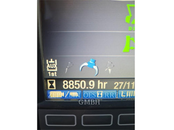 Bager gusjeničar Takeuchi TB295W: slika Bager gusjeničar Takeuchi TB295W