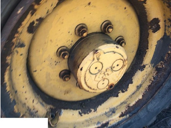 Osovina i dijelovi za Građevinski strojevi Cat TH62 - Most Napędowy: slika Osovina i dijelovi za Građevinski strojevi Cat TH62 - Most Napędowy