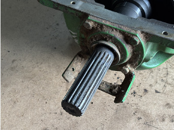 Polosovina za Poljoprivredni strojevi John Deere 6830  Przystawka Przedniego Napędu L170424 L170425 L171756 L170426: slika Polosovina za Poljoprivredni strojevi John Deere 6830  Przystawka Przedniego Napędu L170424 L170425 L171756 L170426