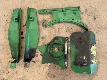Karoserija i eksterijer JOHN DEERE