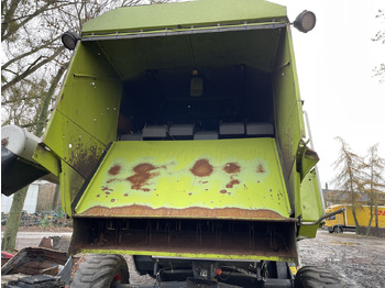 Rezervni dijelovi za Kombajn za žetvu Claas Dominator 108 SL - części: slika Rezervni dijelovi za Kombajn za žetvu Claas Dominator 108 SL - części