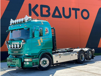 Kamion s kukastom dizalicom SCANIA R 520