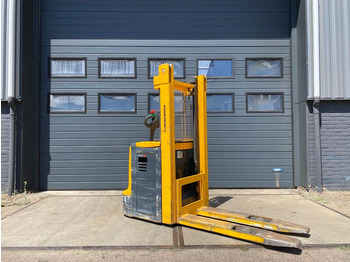 Slagač stoga JUNGHEINRICH EJC