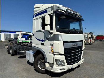 Kamion-šasija DAF XF
