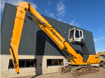 Stroj za rukovanje otpadom SENNEBOGEN