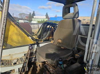 Bager gusjeničar Liebherr R 902: slika Bager gusjeničar Liebherr R 902 Bager gusjeničar Liebherr R 902: slika Bager gusjeničar Liebherr R 902