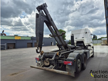 Kamion s kukastom dizalicom MAN TGA26.463: slika Kamion s kukastom dizalicom MAN TGA26.463