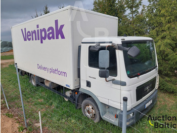 Kamion sandučar MAN TGL 8.180