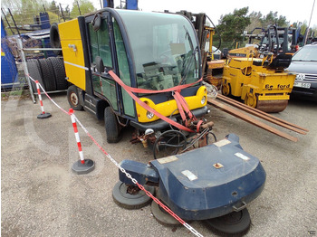 Cestovna čistilica Mathieu Azura: slika Cestovna čistilica Mathieu Azura