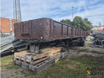 Poluprikolica s ceradom Maz 9397: slika Poluprikolica s ceradom Maz 9397