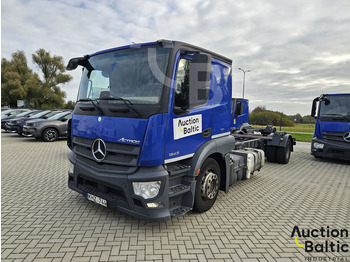 Kamion-šasija MERCEDES-BENZ Actros 1843