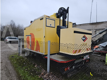 Podizna platforma montirana na kamion Versalift VDT-170-F: slika Podizna platforma montirana na kamion Versalift VDT-170-F Podizna platforma montirana na kamion Versalift VDT-170-F: slika Podizna platforma montirana na kamion Versalift VDT-170-F