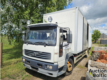 Kamion sandučar VOLVO FL