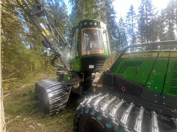 Kombajn za šumarstvo JOHN DEERE