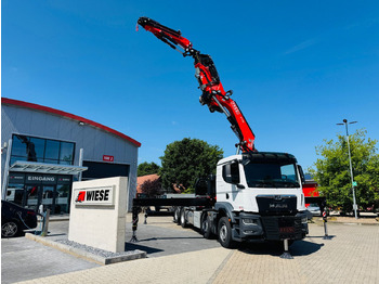 Kamion s kranom MAN TGS