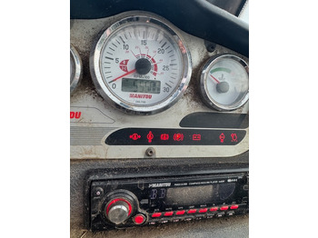 Teleskopski rukovatelj MANITOU MLT 634 120: slika Teleskopski rukovatelj MANITOU MLT 634 120 Teleskopski rukovatelj MANITOU MLT 634 120: slika Teleskopski rukovatelj MANITOU MLT 634 120