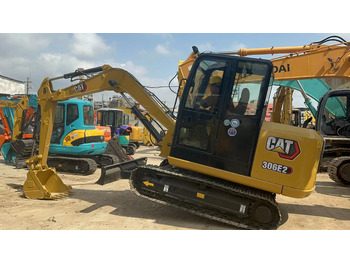 Mini bager CATERPILLAR 306E2