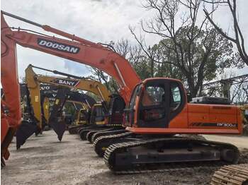 Bager gusjeničar DOOSAN DX300