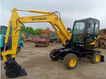 Bager na kotačima HYUNDAI 60W-7: slika Bager na kotačima HYUNDAI 60W-7