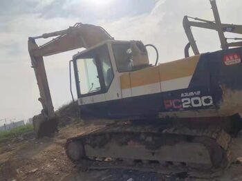 Bager gusjeničar KOMATSU PC200