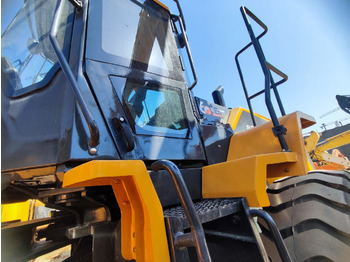 Utovarivač na kotačima LIUGONG CLG856H: slika Utovarivač na kotačima LIUGONG CLG856H