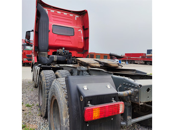 Tegljač HOWO HOWO T7H-540 tractor: slika Tegljač HOWO HOWO T7H-540 tractor