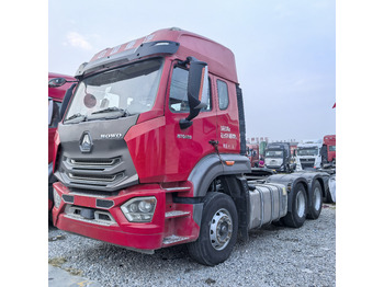 Tegljač SINOTRUK HOWO