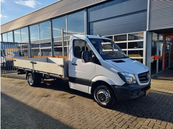 Dostavno vozilo s ravnom platformom MERCEDES-BENZ Sprinter 513