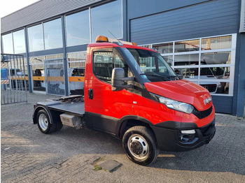 Tegljač IVECO Daily