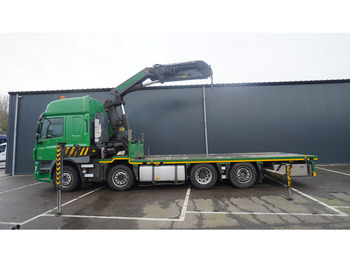 Kamion s kranom DAF CF 85 410