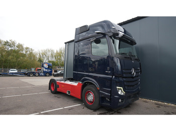 Tegljač Mercedes-Benz ACTROS 1945 GIGASPACE 713.000KM: slika Tegljač Mercedes-Benz ACTROS 1945 GIGASPACE 713.000KM