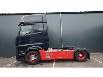 Tegljač MERCEDES-BENZ Actros 1945