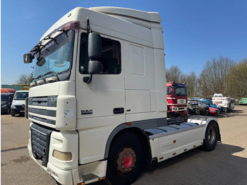 Tegljač DAF XF 105 460