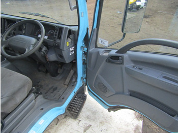 Kabina za Kamion ISUZU N75 CAB (2012): slika Kabina za Kamion ISUZU N75 CAB (2012)