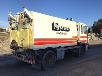 Cestovna čistilica Volvo FL611: slika Cestovna čistilica Volvo FL611 Cestovna čistilica Volvo FL611: slika Cestovna čistilica Volvo FL611