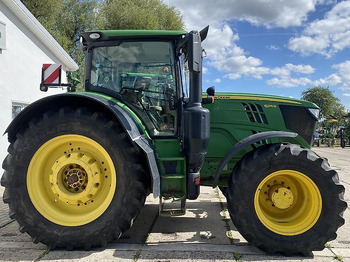 Traktor John Deere 6215R AutoPowr: slika Traktor John Deere 6215R AutoPowr