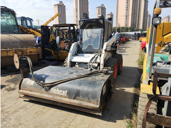 Mini utovarivač Bobcat S 160: slika Mini utovarivač Bobcat S 160