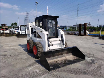 Mini utovarivač Bobcat S160: slika Mini utovarivač Bobcat S160