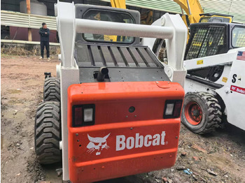 Mini utovarivač Bobcat S300: slika Mini utovarivač Bobcat S300