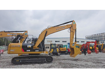 Bager gusjeničar CATERPILLAR 320D