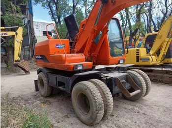 Bager na kotačima DOOSAN DH150W