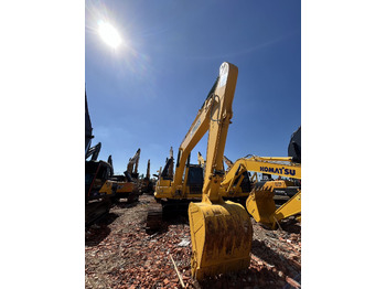 Bager KOMATSU PC240-8: slika Bager KOMATSU PC240-8