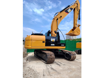 Bager gusjeničar CATERPILLAR 320D2