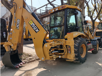 Rovokopač-utovarivač JCB 3CX