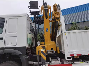 Kamion s kranom SINOTRUK HOWO 8 TON Knuckle Boom Crane TRUCK MOUNTED CRANE: slika Kamion s kranom SINOTRUK HOWO 8 TON Knuckle Boom Crane TRUCK MOUNTED CRANE