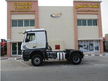 Kamion Mercedes-Benz Arocs 2045: slika Kamion Mercedes-Benz Arocs 2045